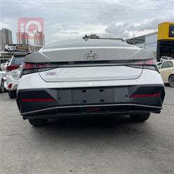 هیوندای ئەلەنترا